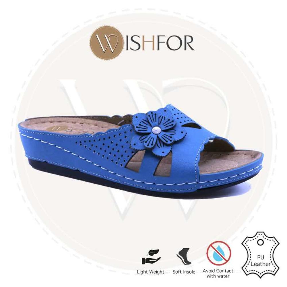 Wishfor slipper with flower design 